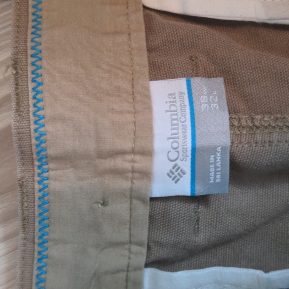 Tan Columbia 38x 32 work pants - Picture 3 of 14